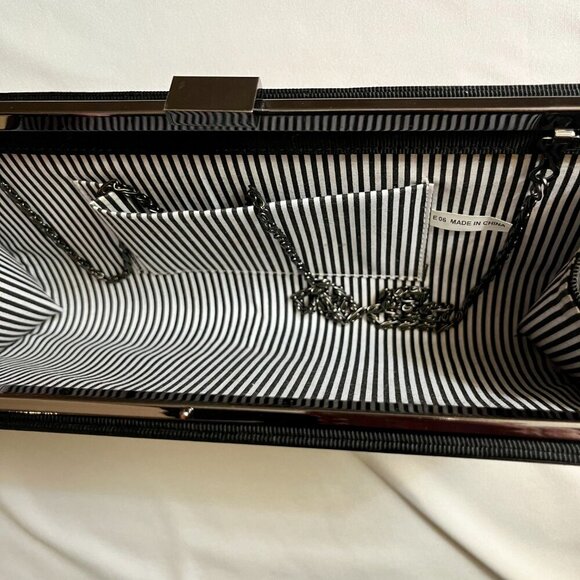 KAREN MARIE Colorful Abstract Clutch Bag with Chain - Picture 7 of 16